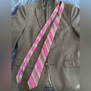 Dion 100% Silk Fuschia Jacquard Striped Tie